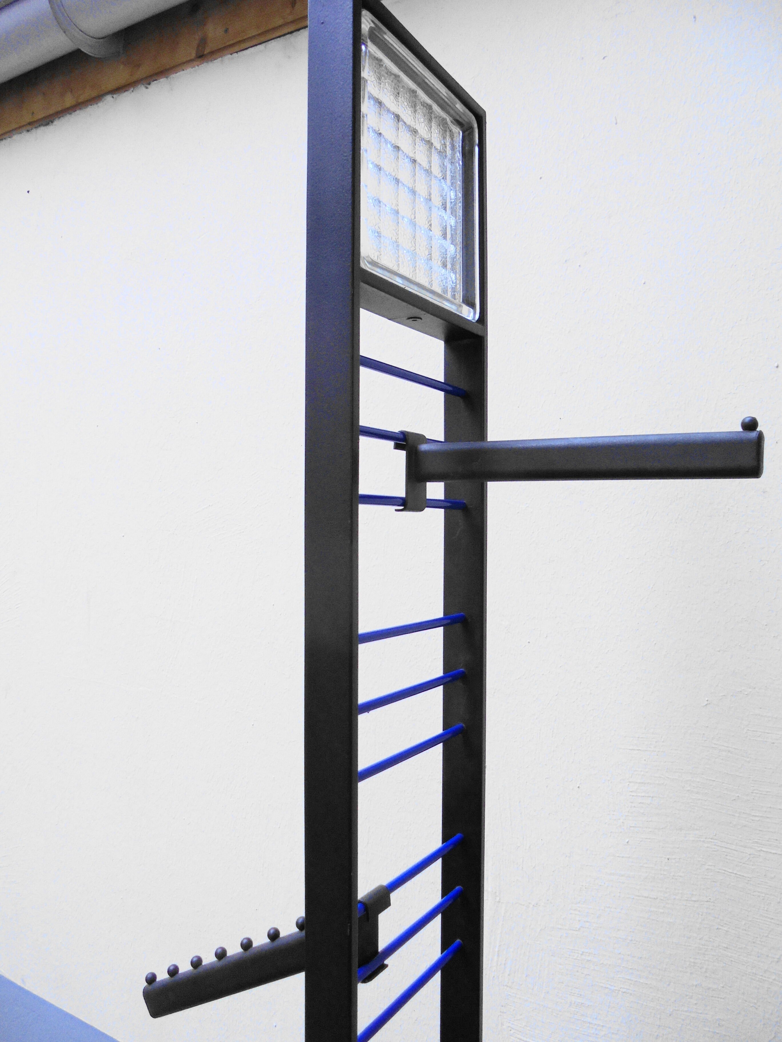 Vintage "Memphis Group" Room Valet of the 80s