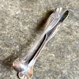 Christofle silver-plated sugar tongs with shell decoration