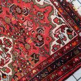 Antique 1920s Persian Hamadan rug, floral medallion, 104cm x 145cm