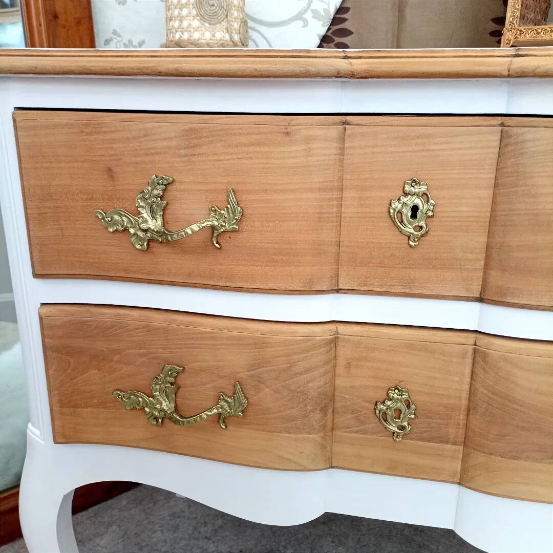 Louis XV style chest of drawers