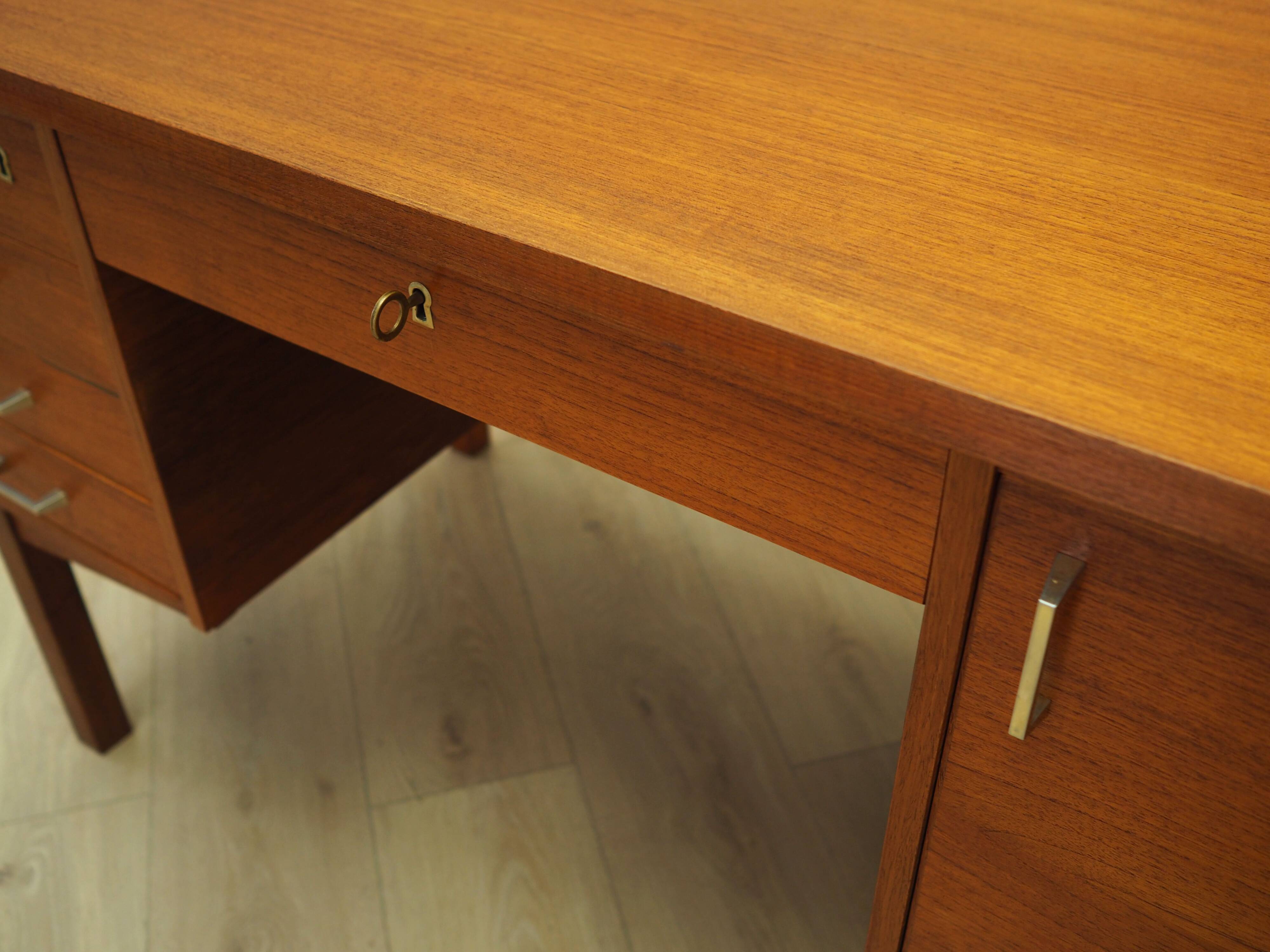 Teak desk, Danish design, 1970s, production: Denmark