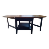 Retractable coffee table