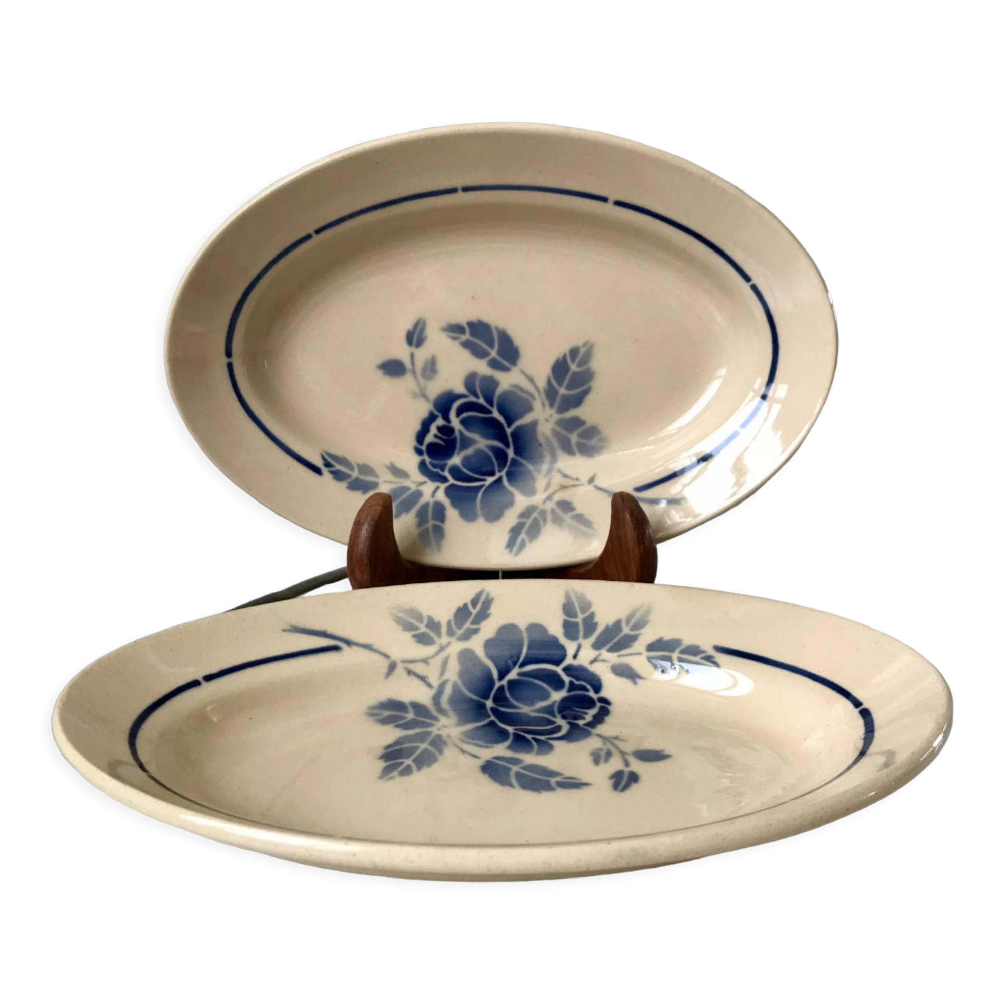 Duo of blue flower raviers Saint-Amand 30s-40s