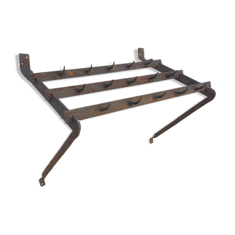 Former iron butcher shelf