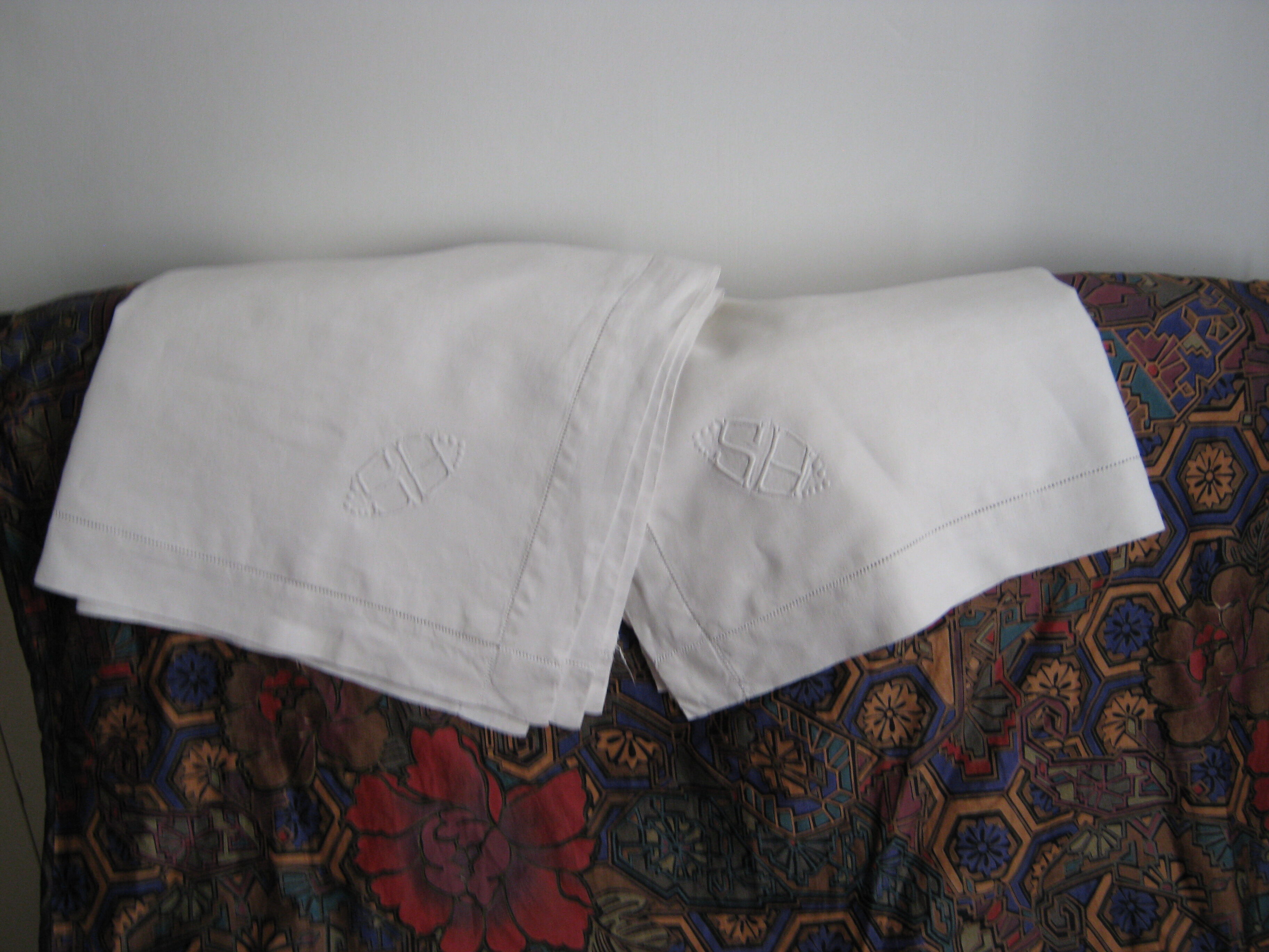 white métis pillowcases embroidered monogram A S