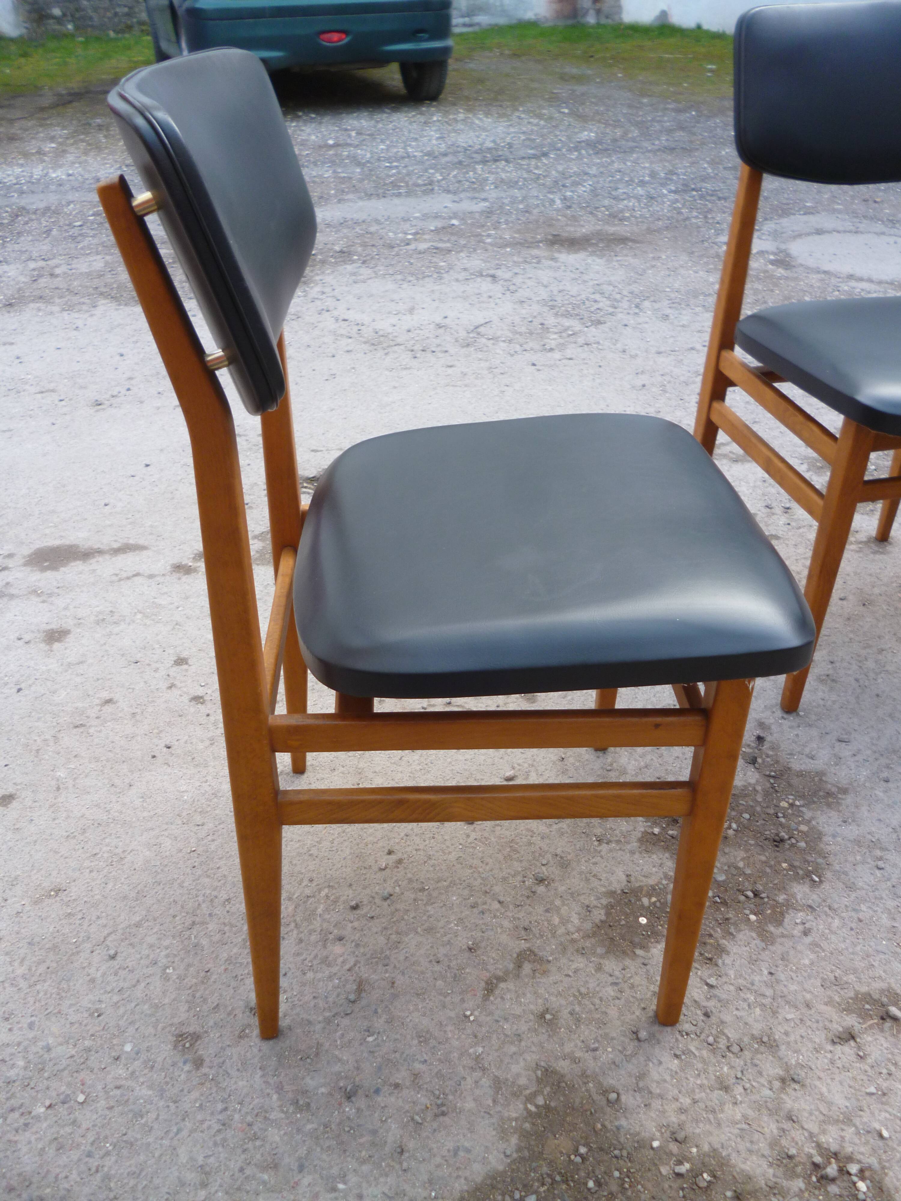 4 scandinavian chairs