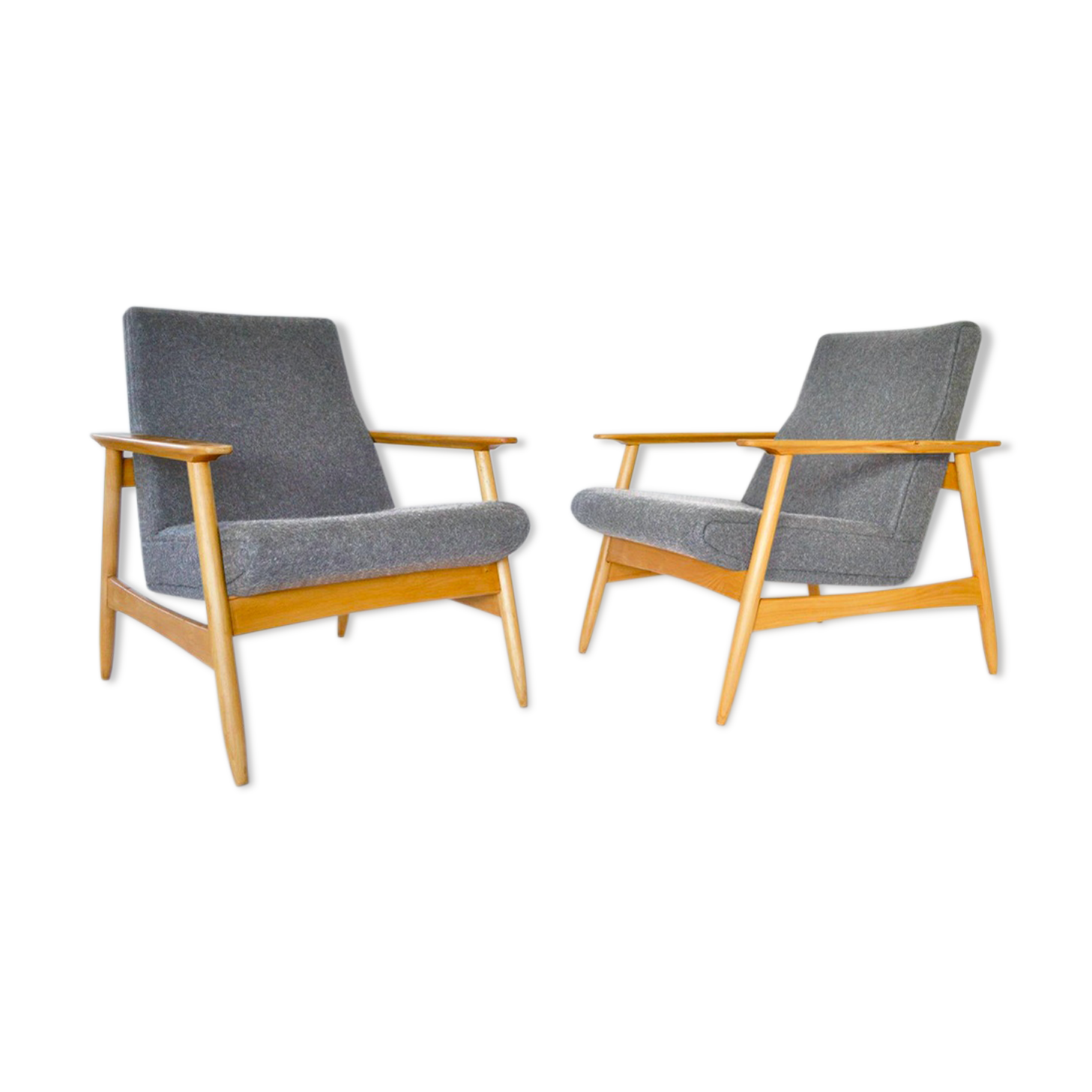 Pair of armchairs Ąžuolas by Valerija EMA Cukermanienė for Vilniaus Baldų Kombinatas, 1968