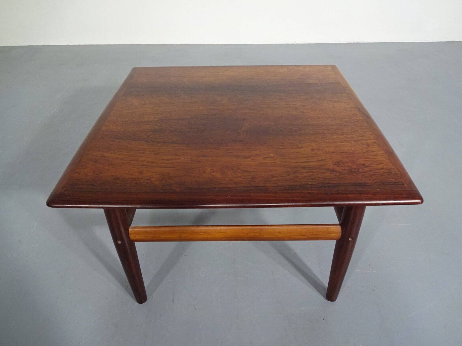 Rosewood coffee table by Grete Jalk for Glostrup, Denmark, 1960s.