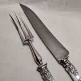 Service a découper en métal argenté 1900