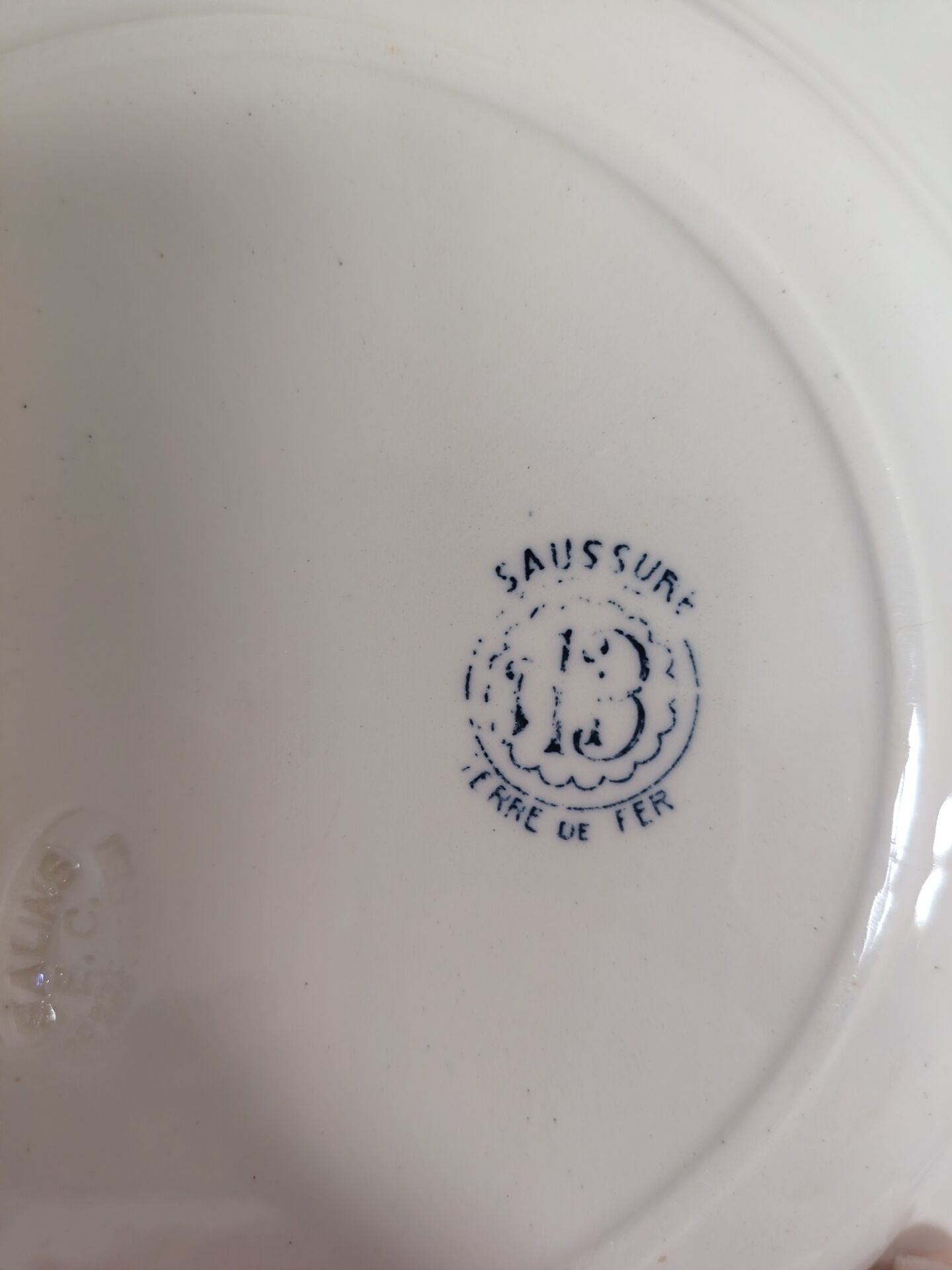 Deep plates ironstone Saussure