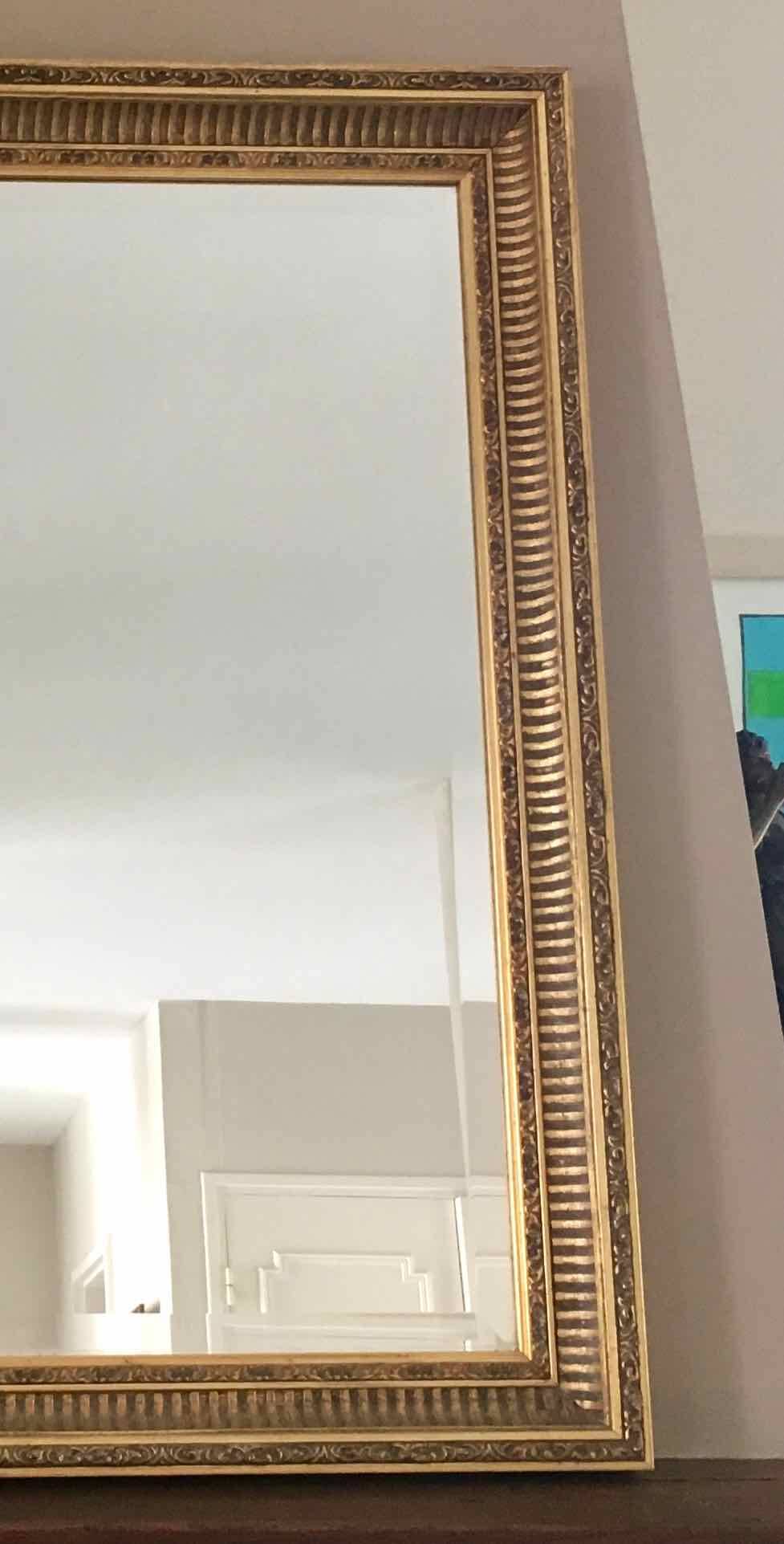 Beveled mirror 81x61cm