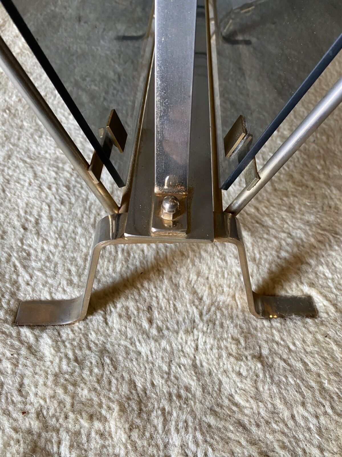 Foldable magazine holder in smoked glass and metal chrome dore 1970