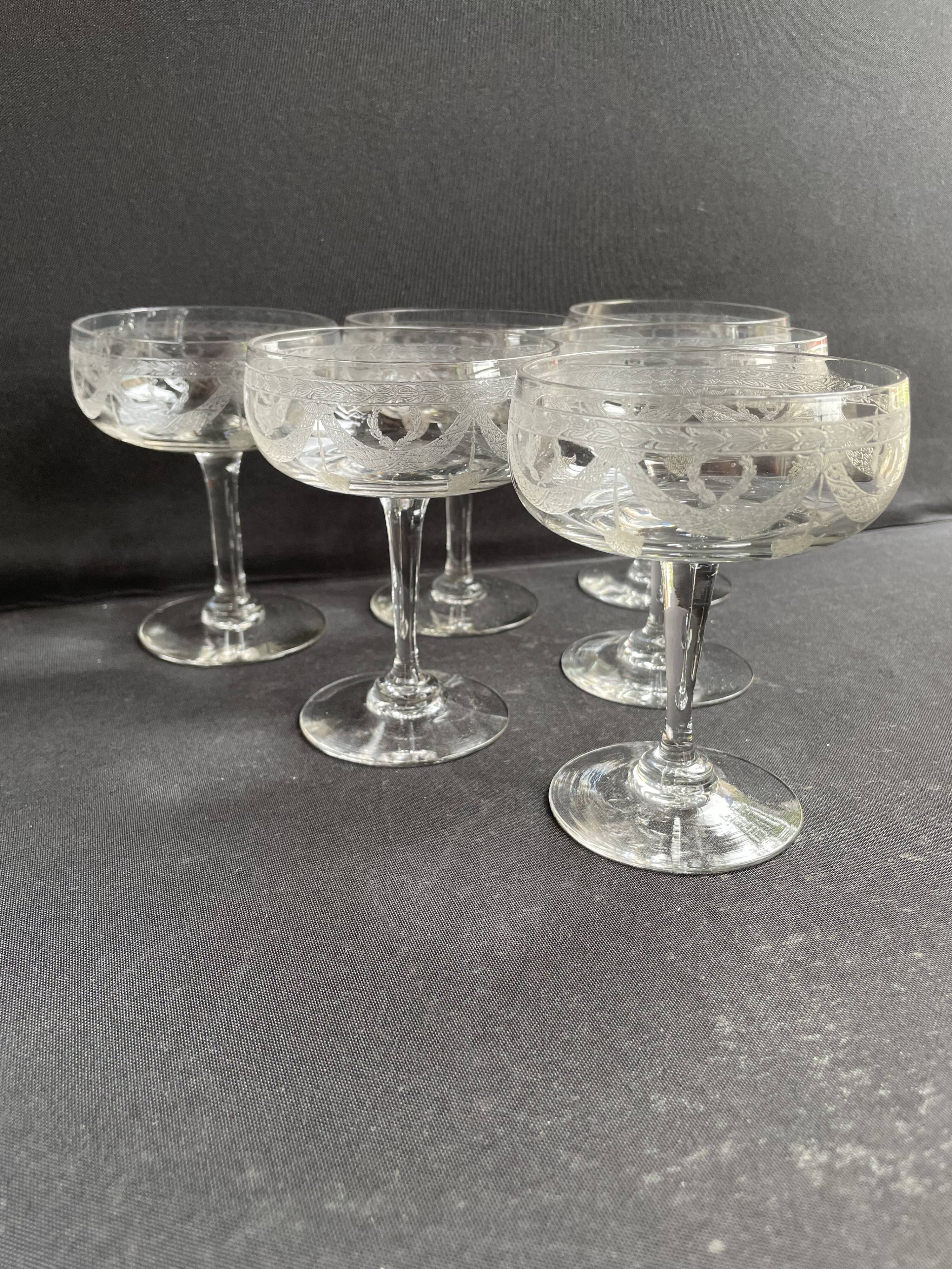 6 ½ crystal guilloché champagne glasses – Art nouveau