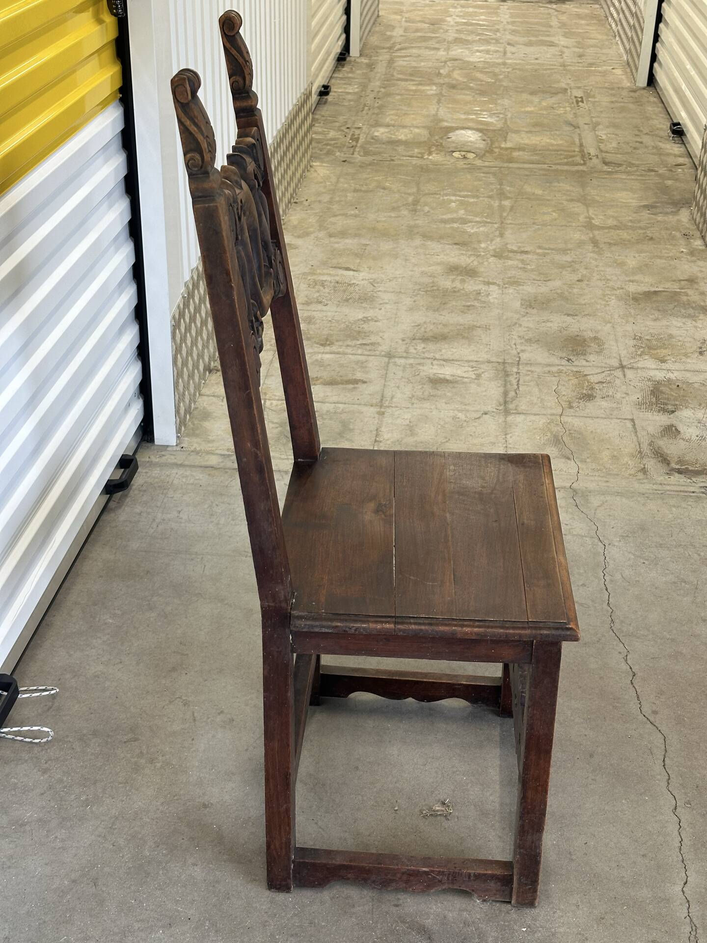 6 Alsatian chairs from the 19th century – carved wood – interlaced decoration