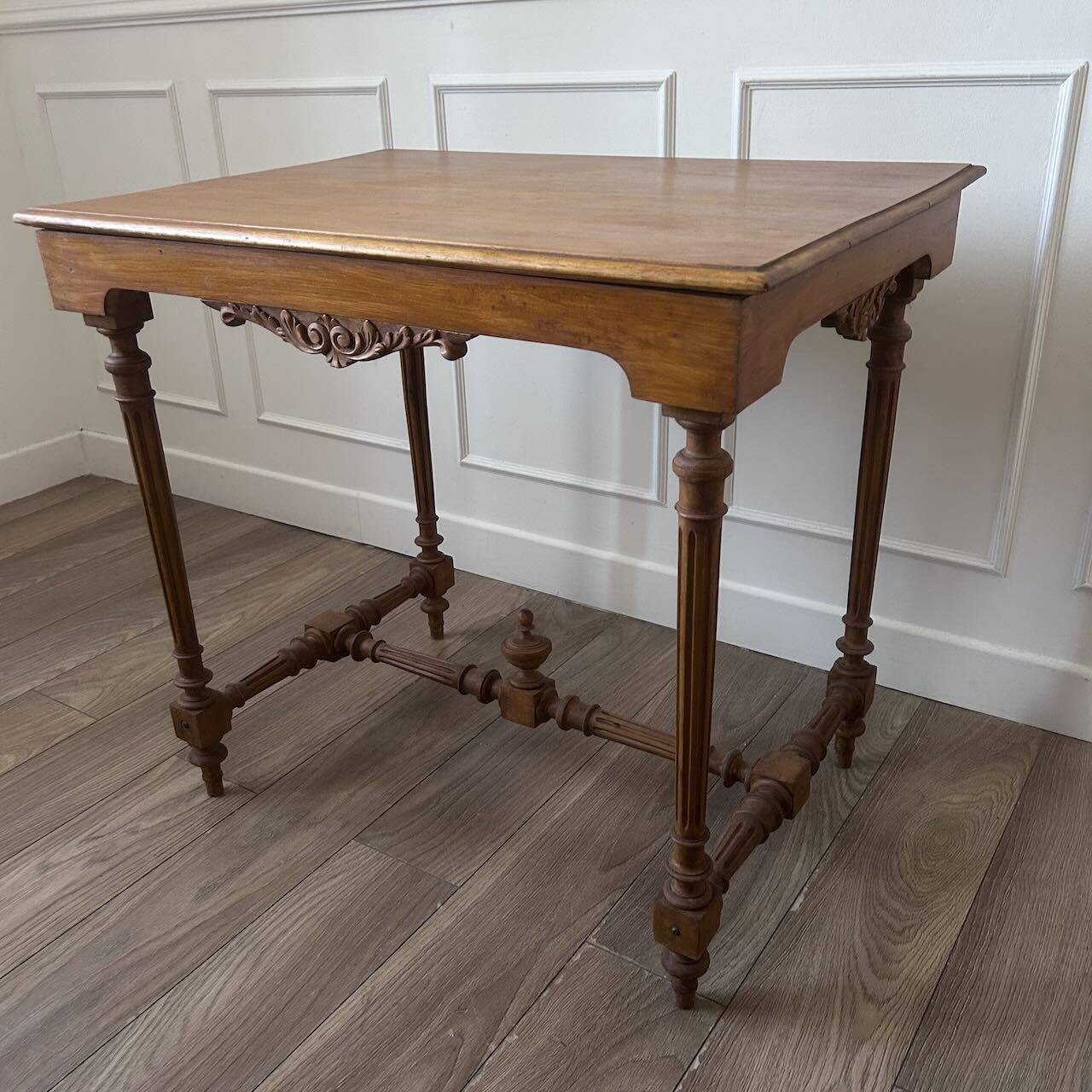 Bureau ou table d'appoint vintage