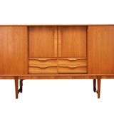 Buffet haut en teck, design danois, années 1960, production : Danemark