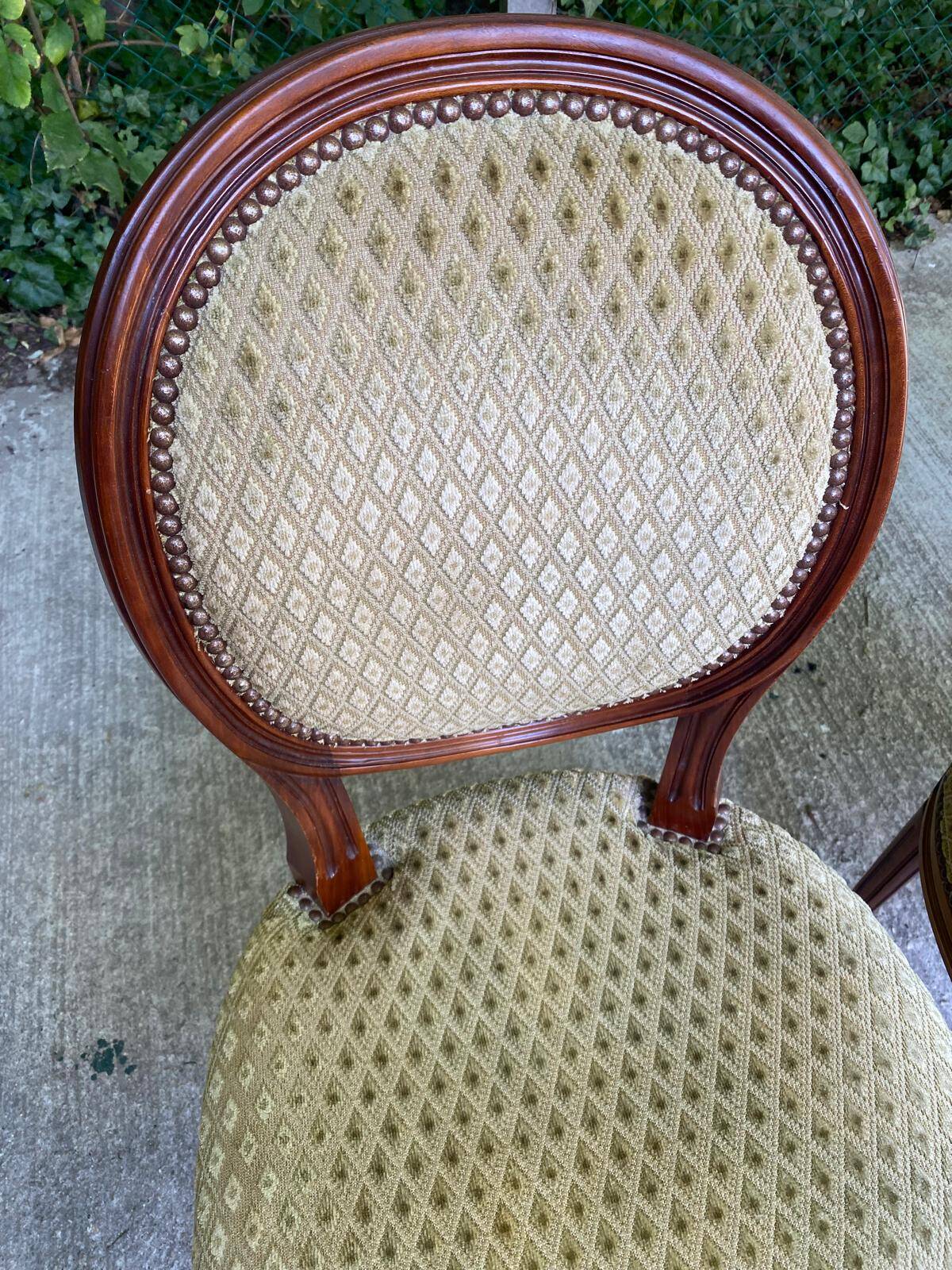 4 chaises Louis XVI médaillon bois massif et velours doré
