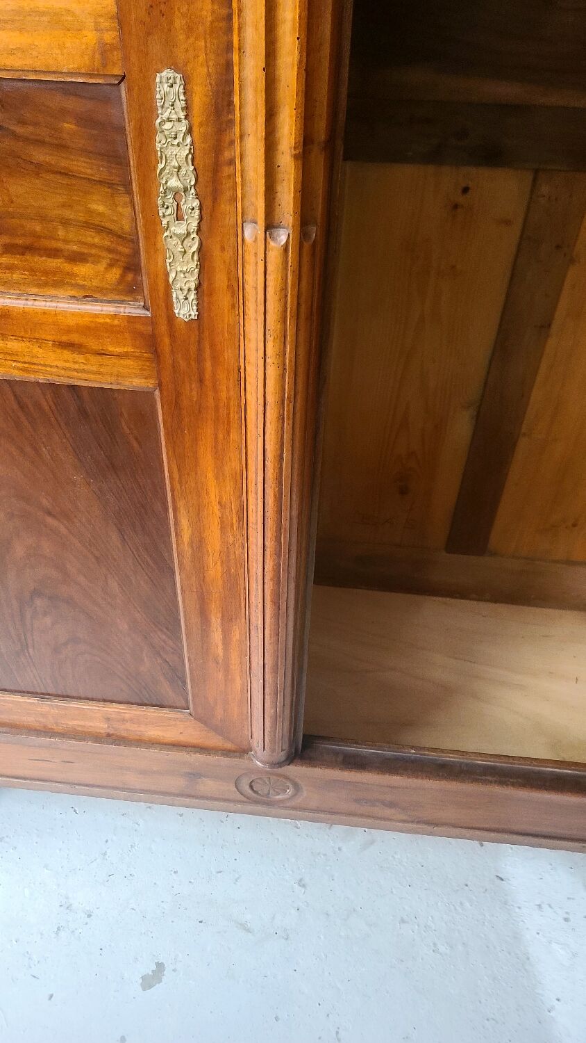Grande armoire