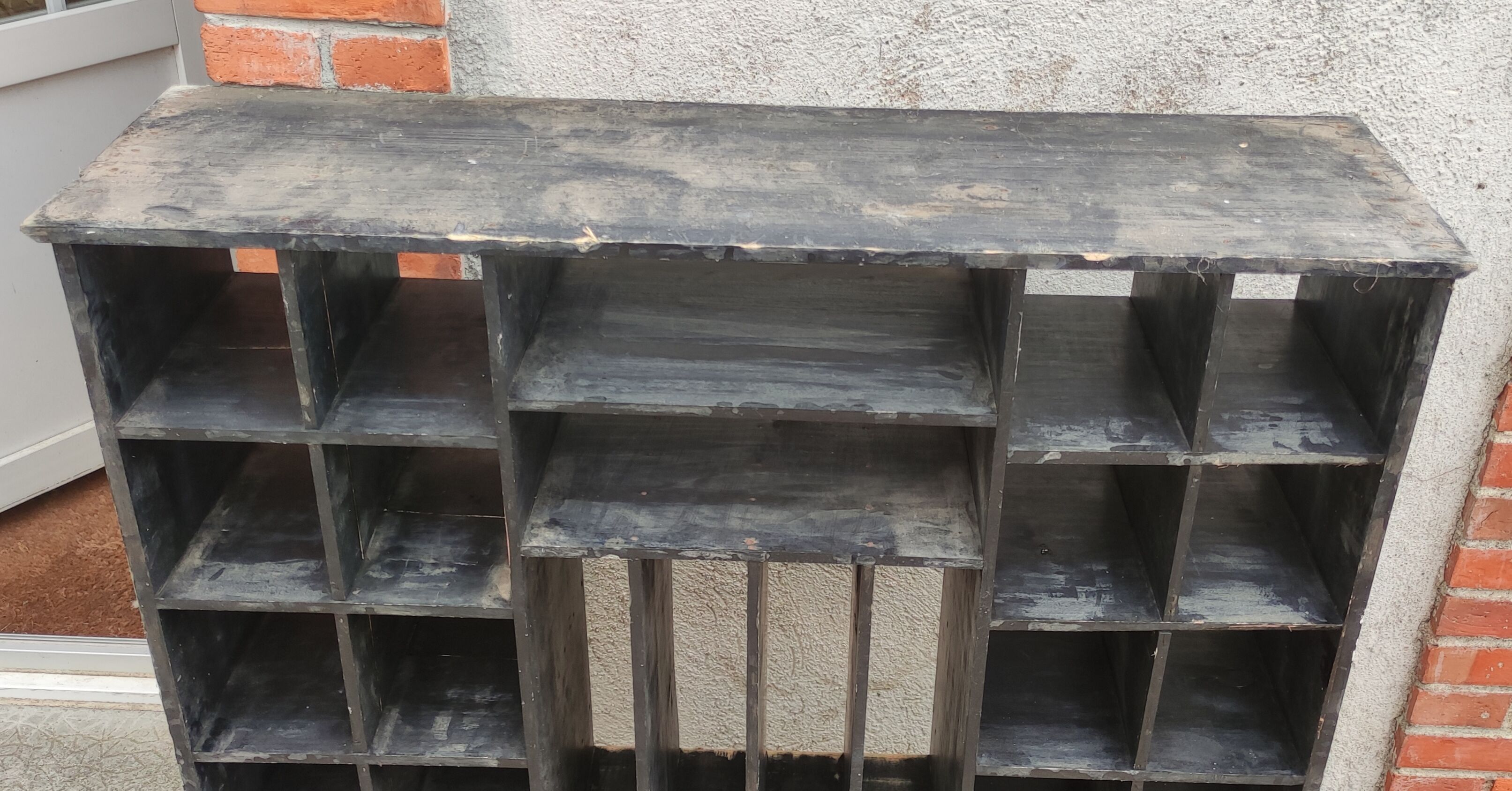 Vintage compartment cabinet