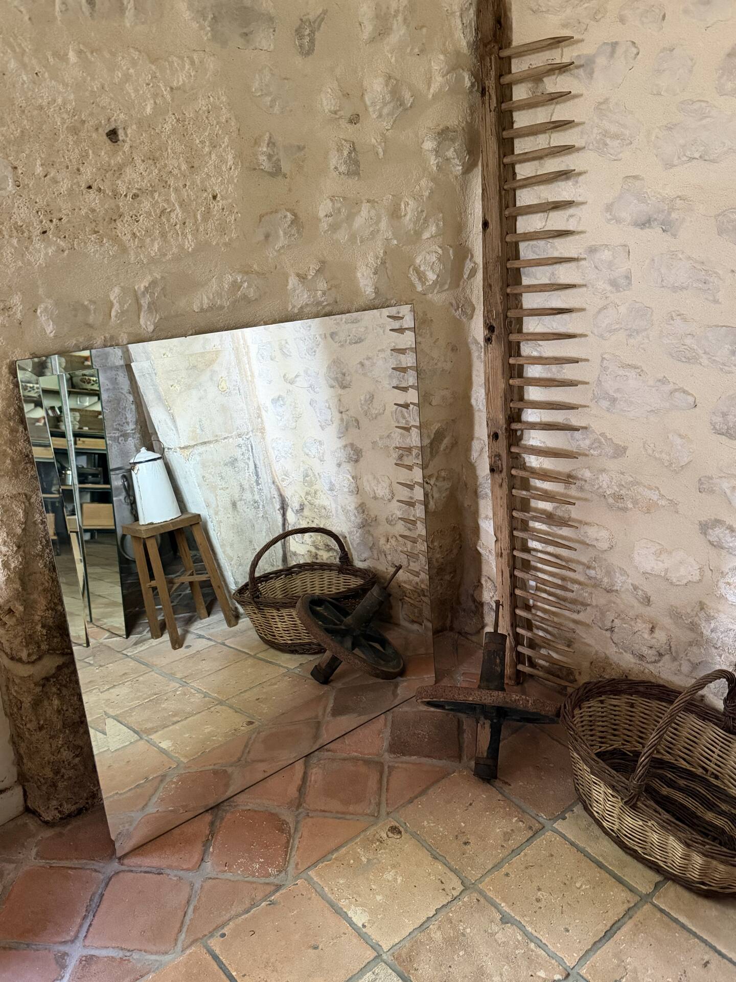 Large bevelled mirror