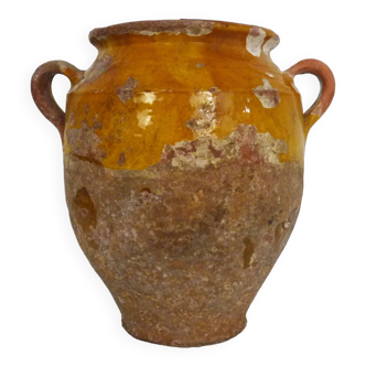 Ancien pot à confit jaune vernissé, sud ouest de la France. Pot de conservation. Pyrénées XIXème