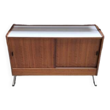 2-door sideboard with shelf