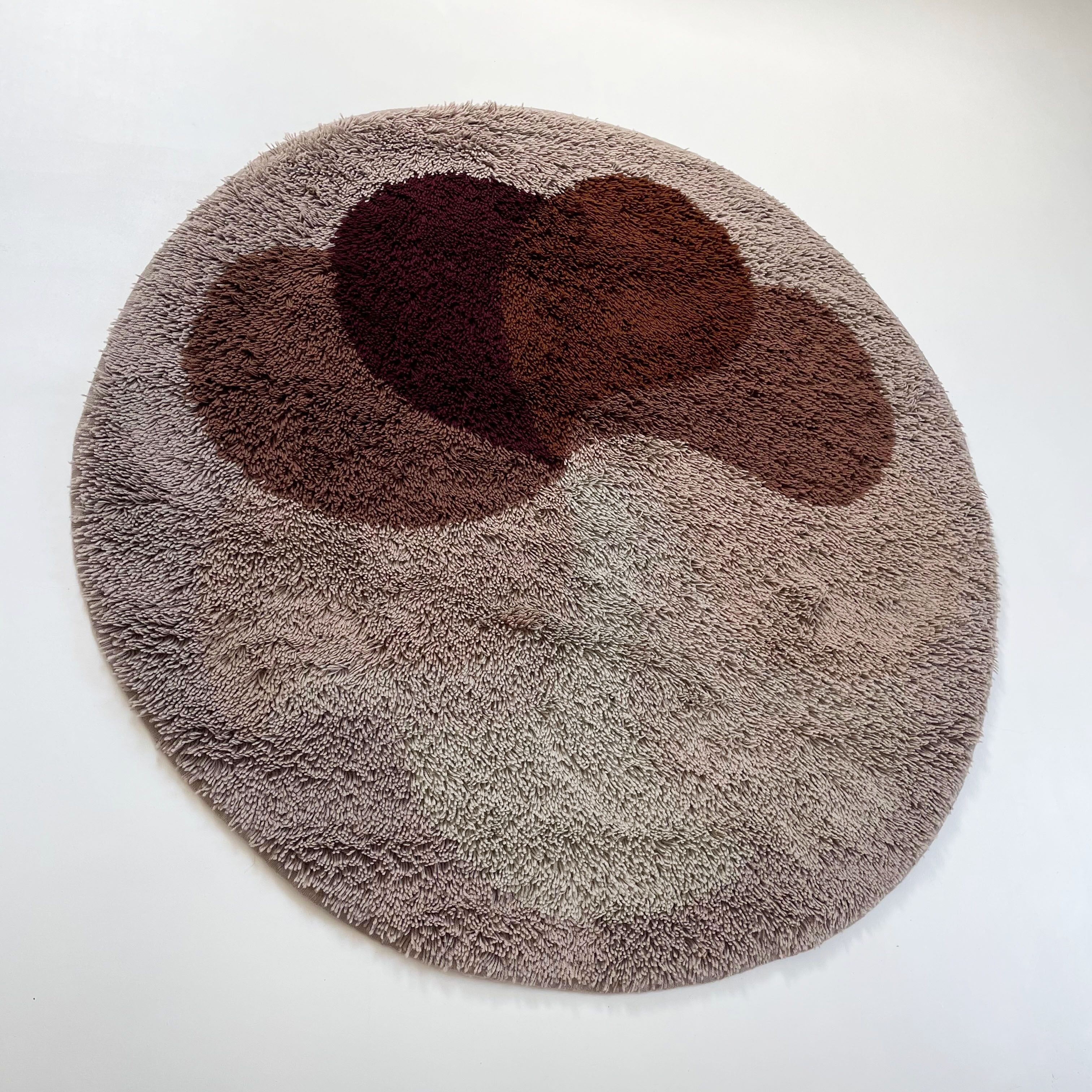 Multi-color high pile rug Desso, Netherlands, 128cm