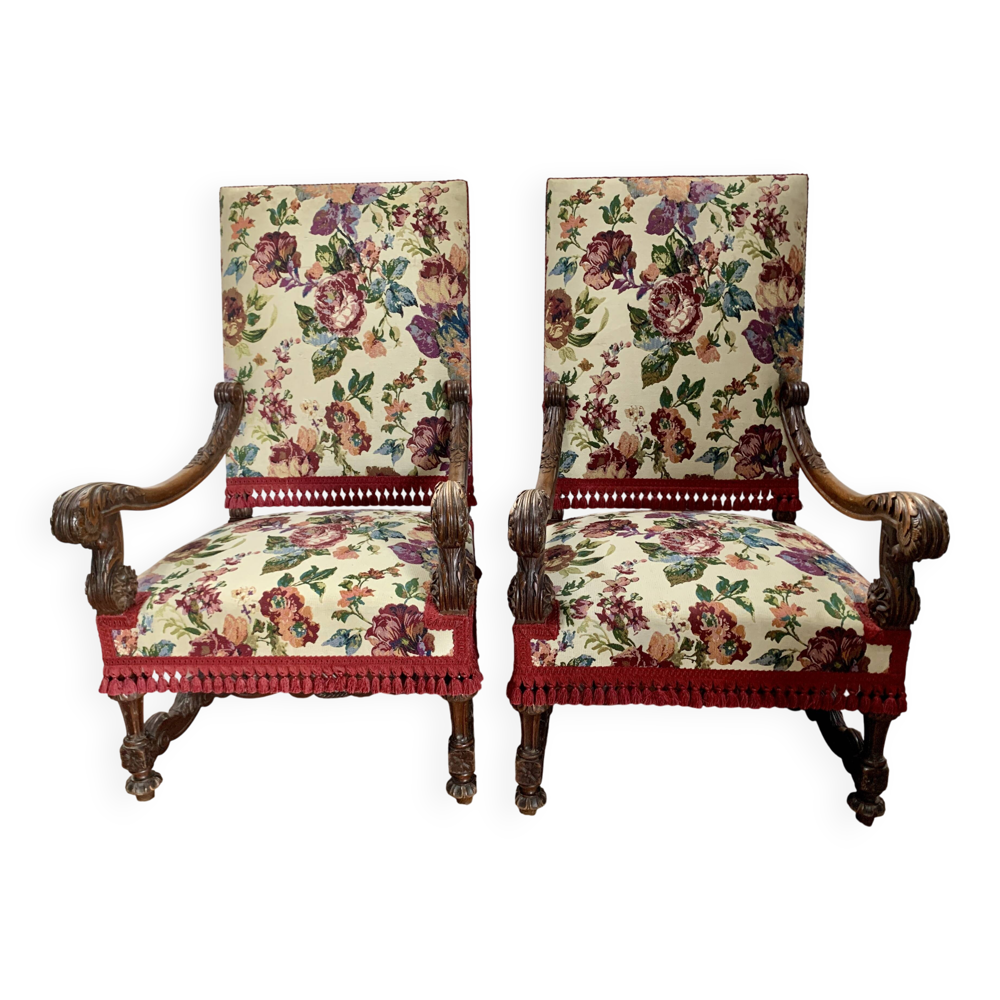 Pair of Renaissance style armchairs in solid walnut, 19th century