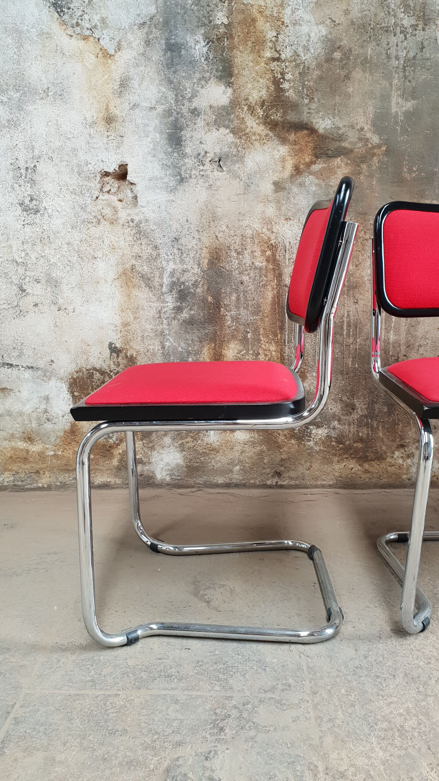 Chairs Marcel Breuer B 32