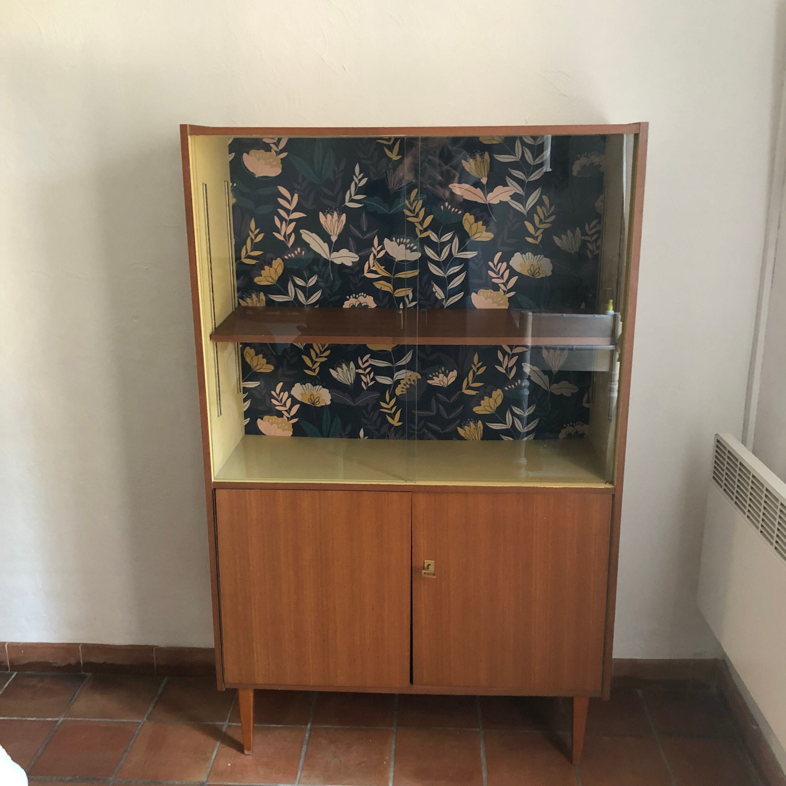 Vintage bookcase restyled