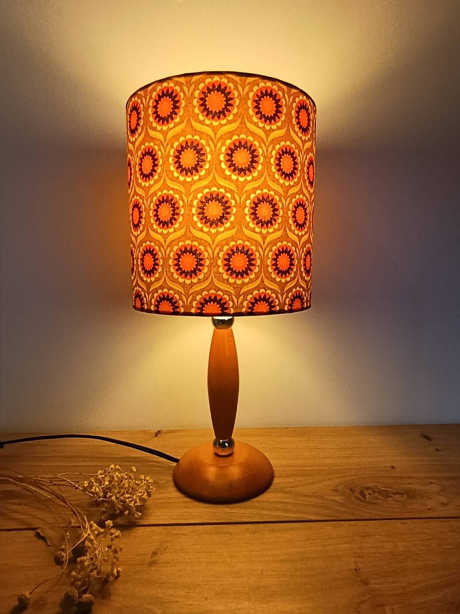 Mid-century wooden table lamp, retro-pop saffron print