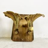 Paire d’appliques murales fleuries en bronze, années 1970
