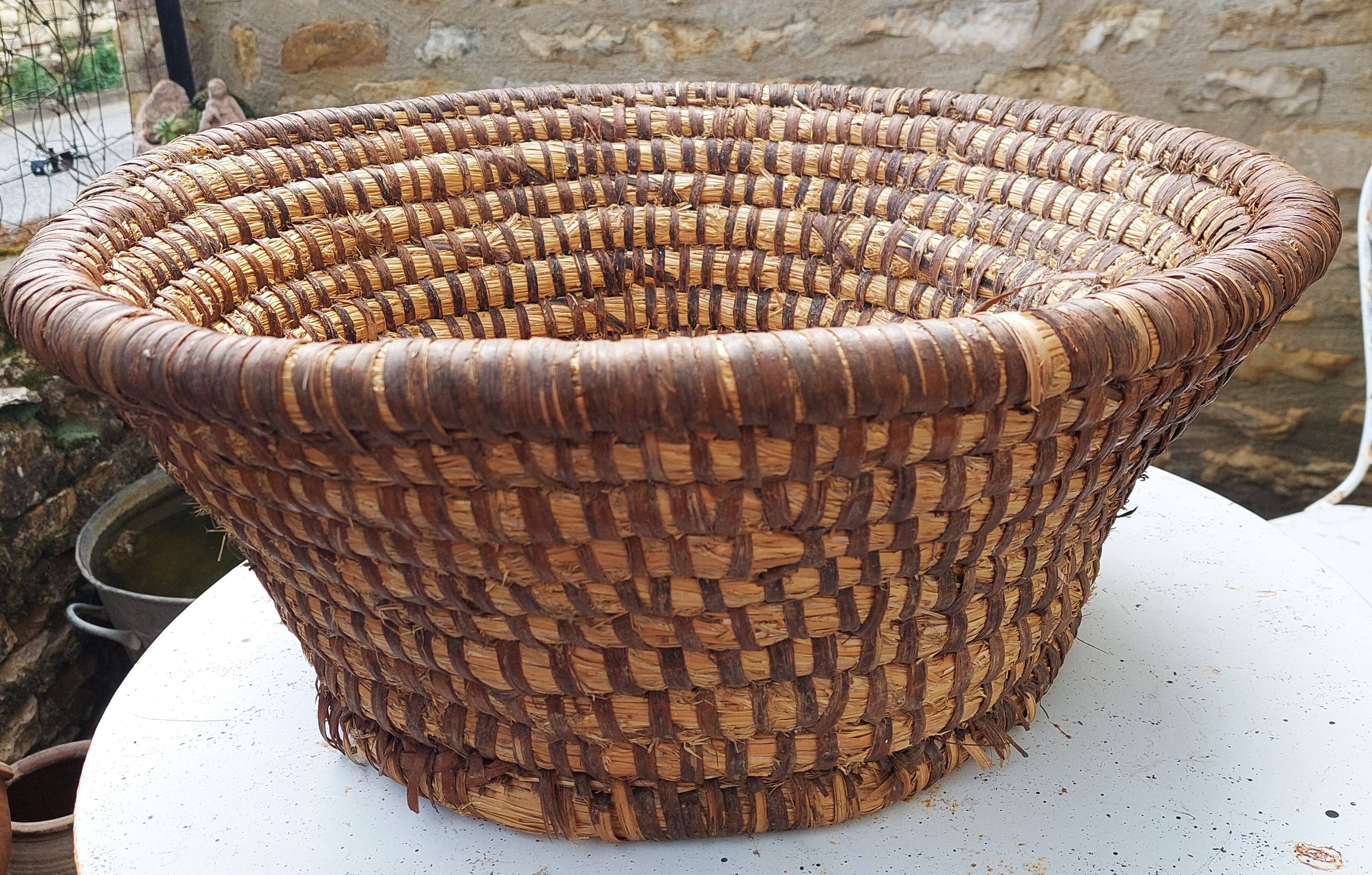 Seagrass bread basket early 20th century 53 cm