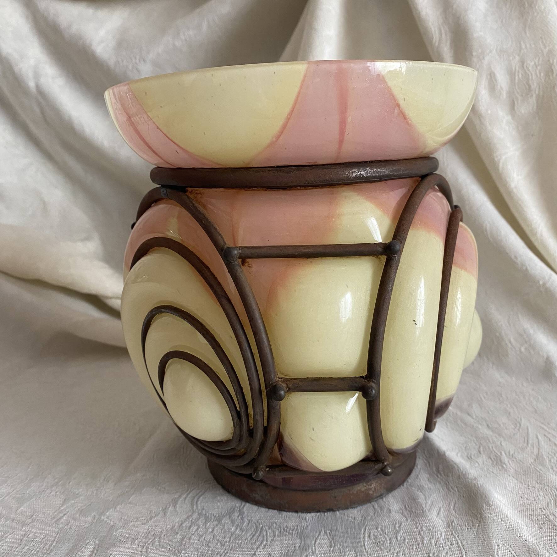Art Deco vase in marbled glass and wrought iron, 1930s.