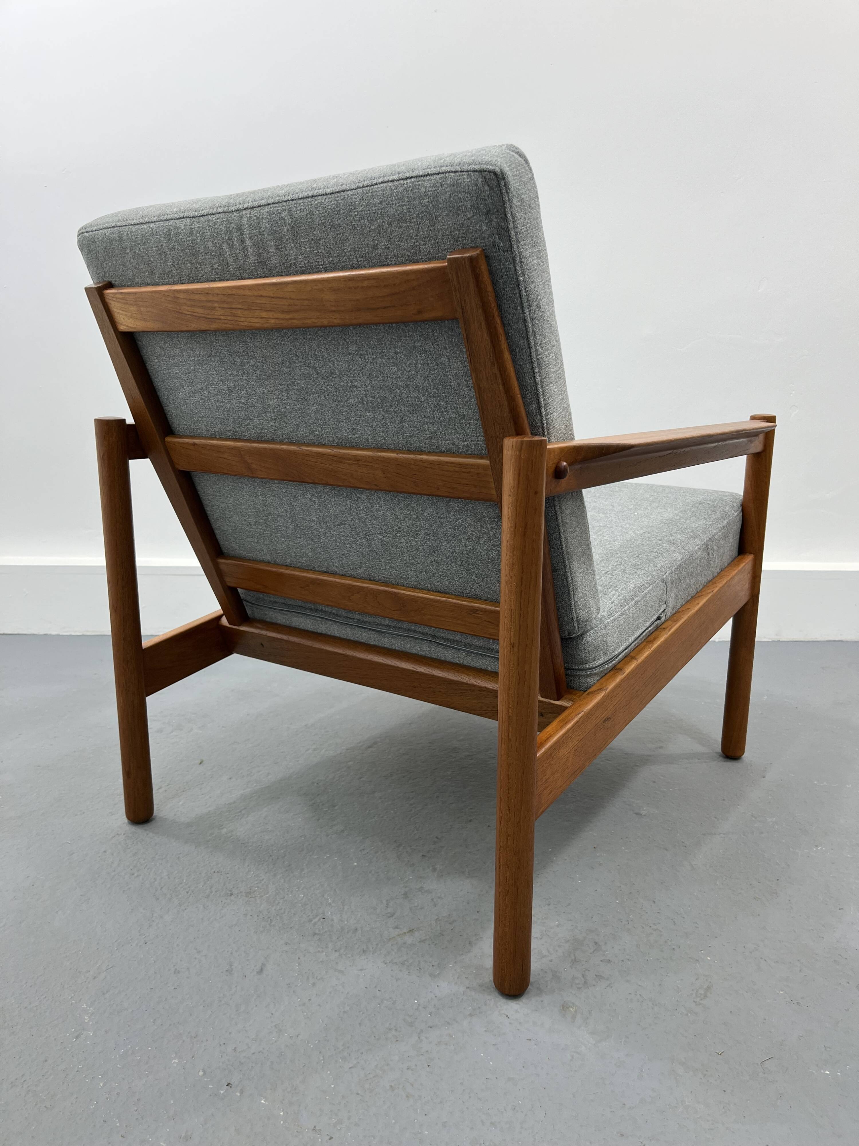 Fauteuil par Ib Kofod-Larsen pour Magnus Olesen, 1956s