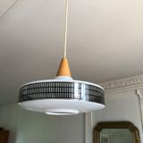 Scandinavian saucer suspension 1960