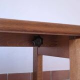 Large solid retractable coffee table