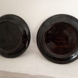 A pair of Thun earthenware plates by Lanz Gwatt.