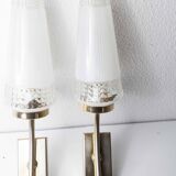 Paire d'appliques laiton et verre blanc et transparent 1960