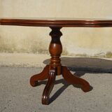 Violin-shaped pedestal table