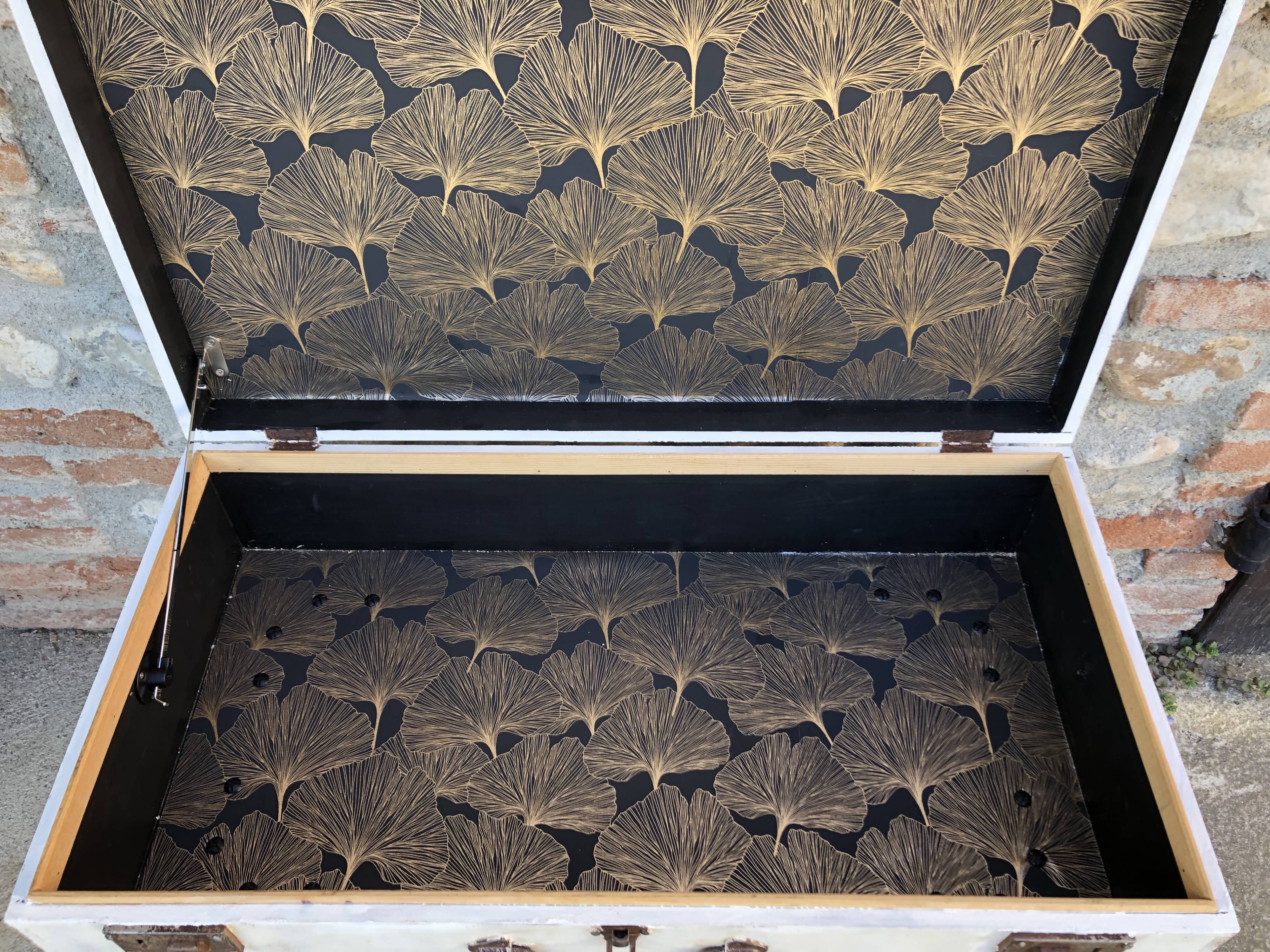 Coffee table chest