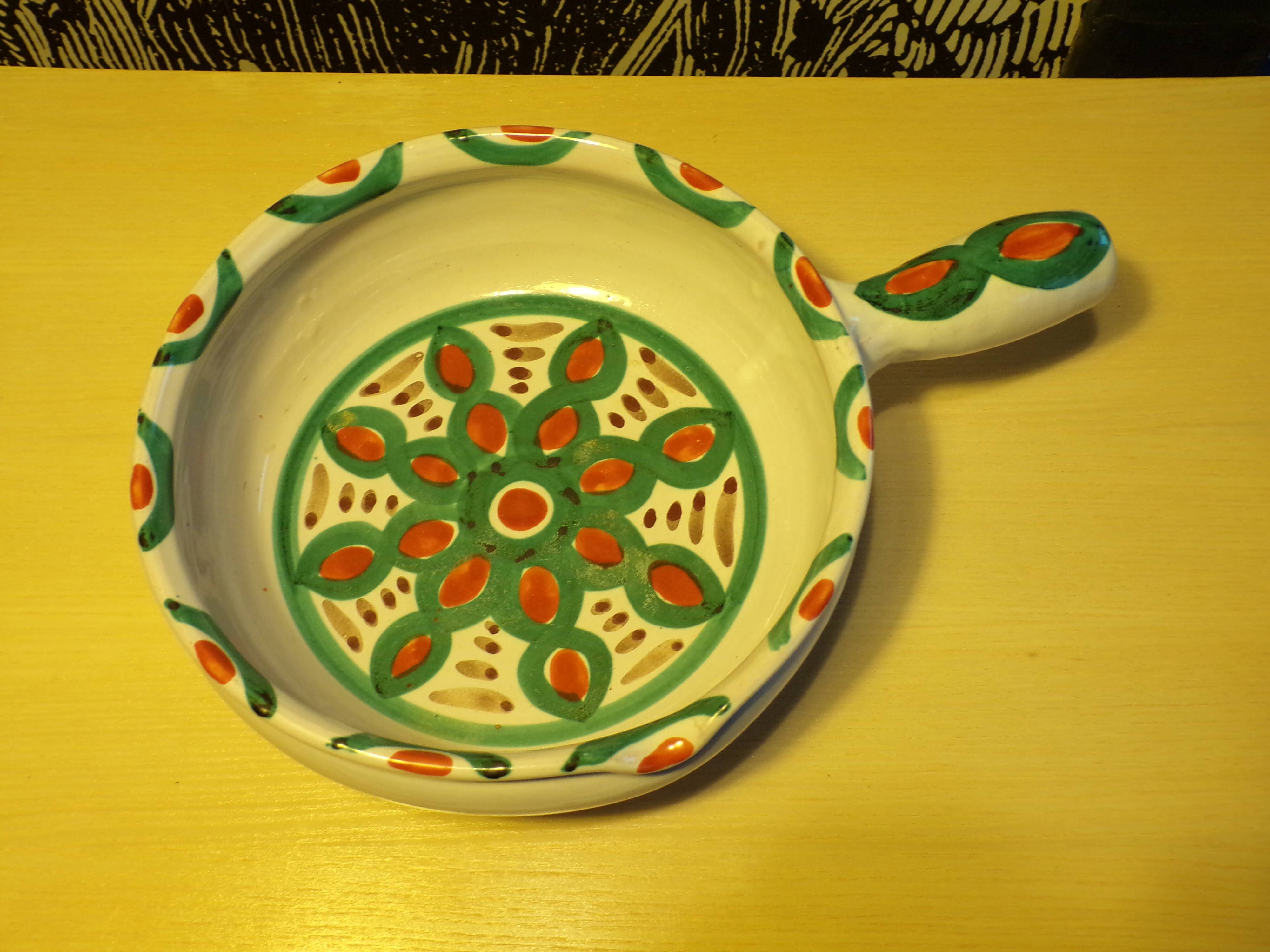 Ceramic fondue pot by Antoine Fazio Vallauris 20.5X29cm