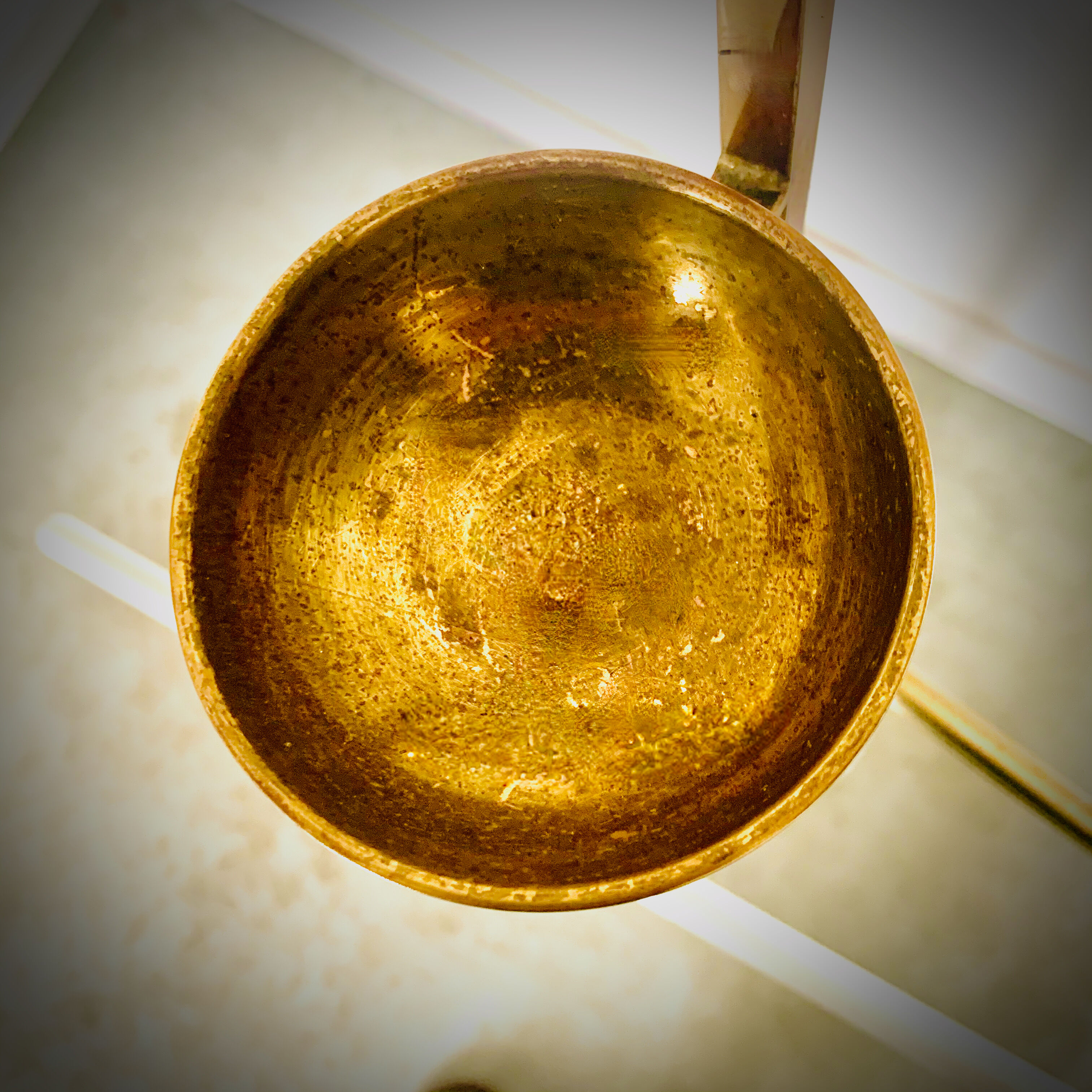 Art Deco chamber valet in brass and white laquered steel 40/50'