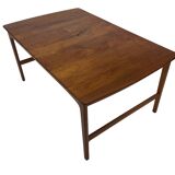 Table basse scandinave en teck massif par Yngvar Sandström - 1960