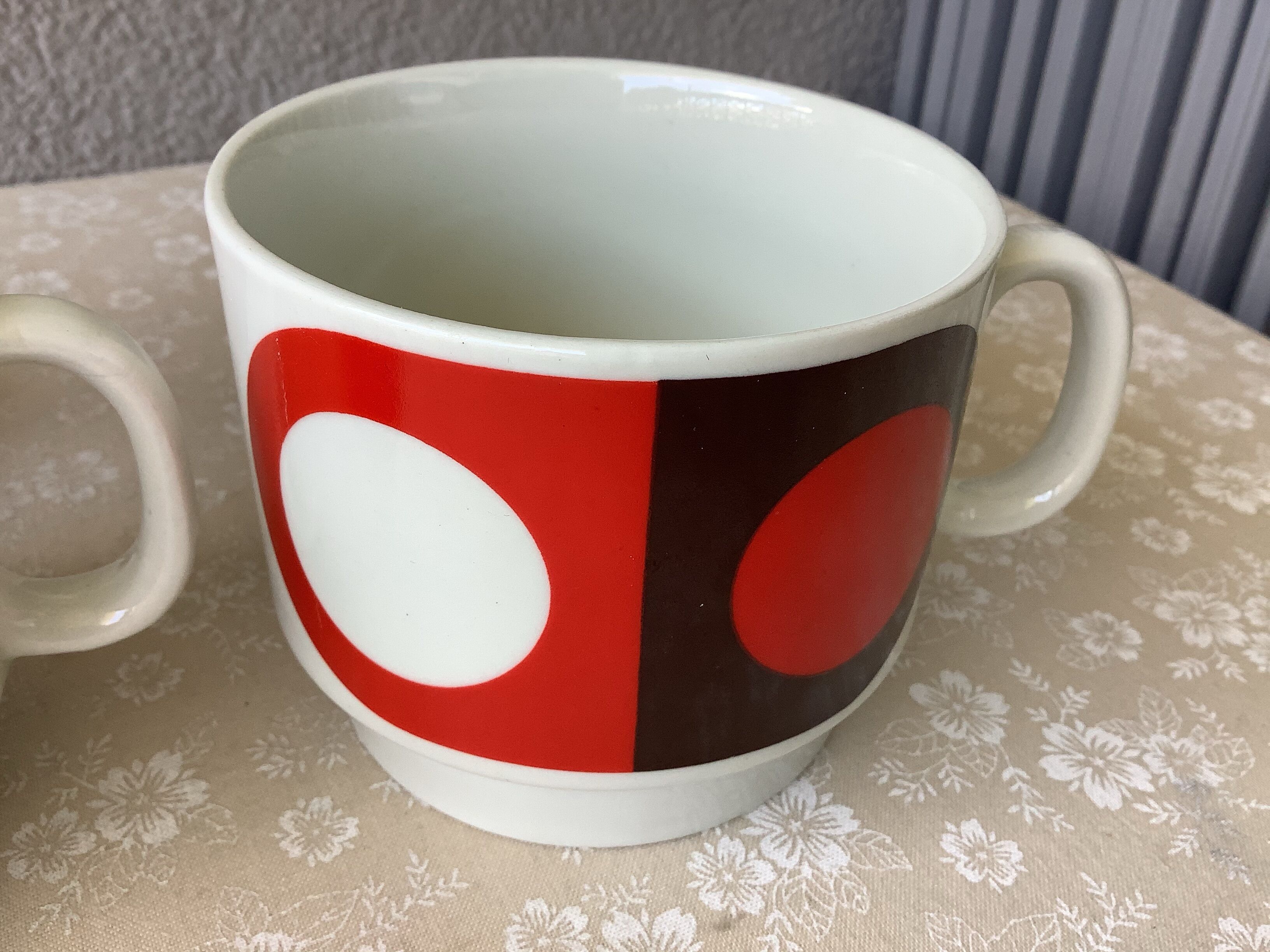 Vintage Weidmann cups at lunch made in Italy