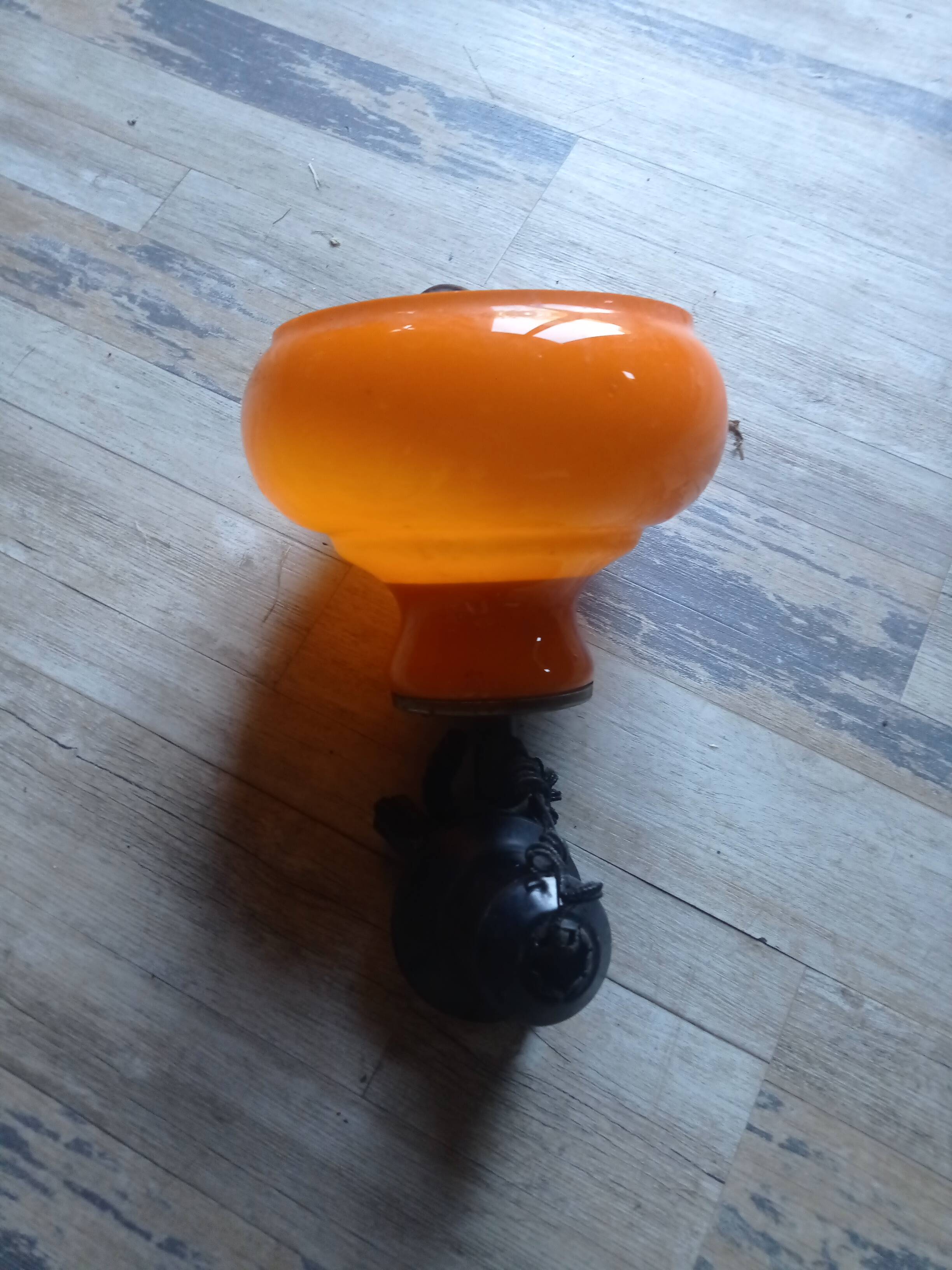 Suspension light fitting