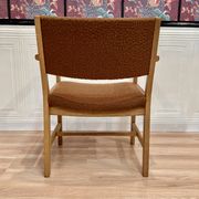 SUITE DE 4 FAUTEUILS ESTAMPILLE "HANS WEGNER" 1960.