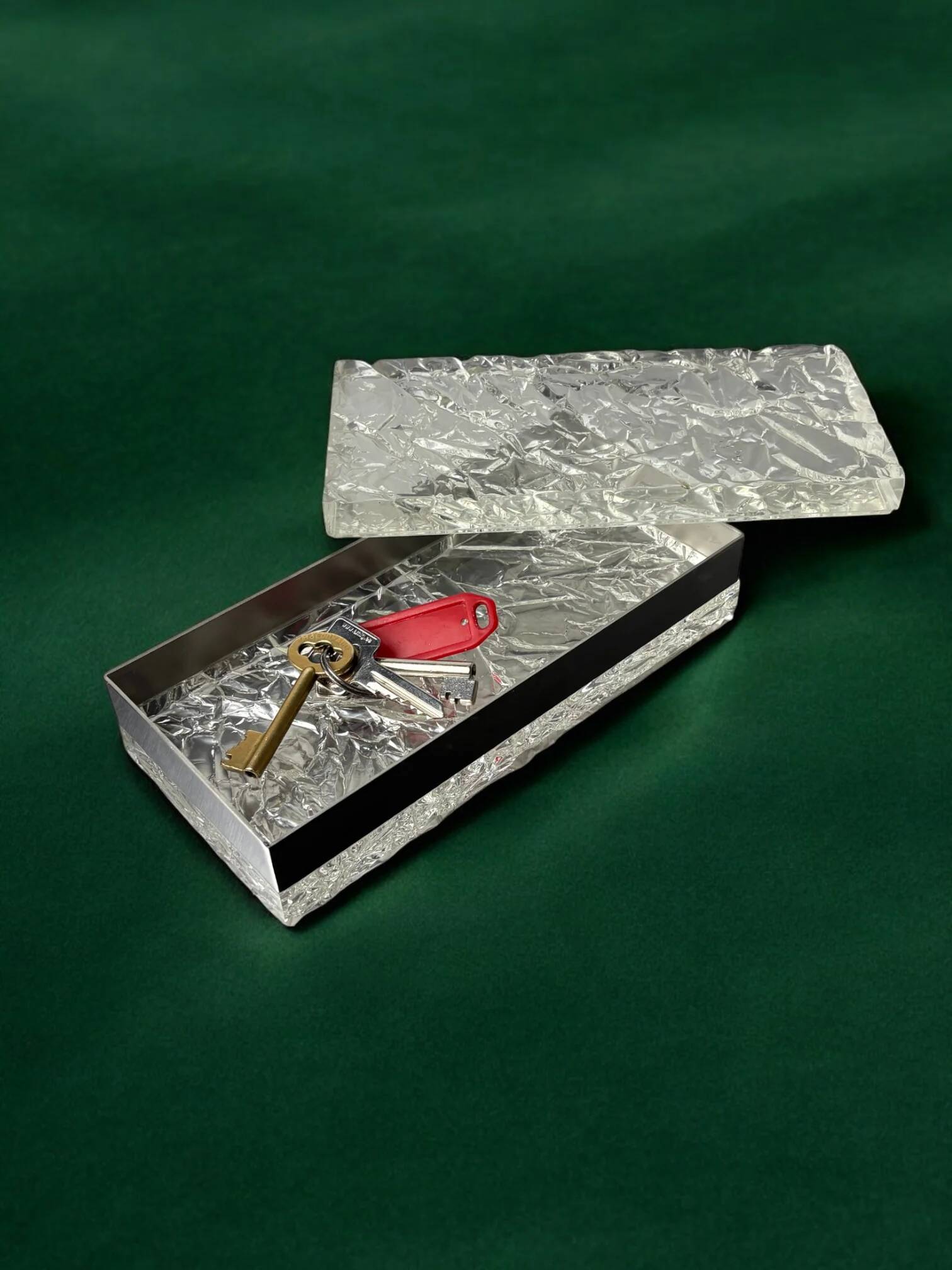 Willy Rizzo style ice effect Lucite vanity box, Italy, 1970s