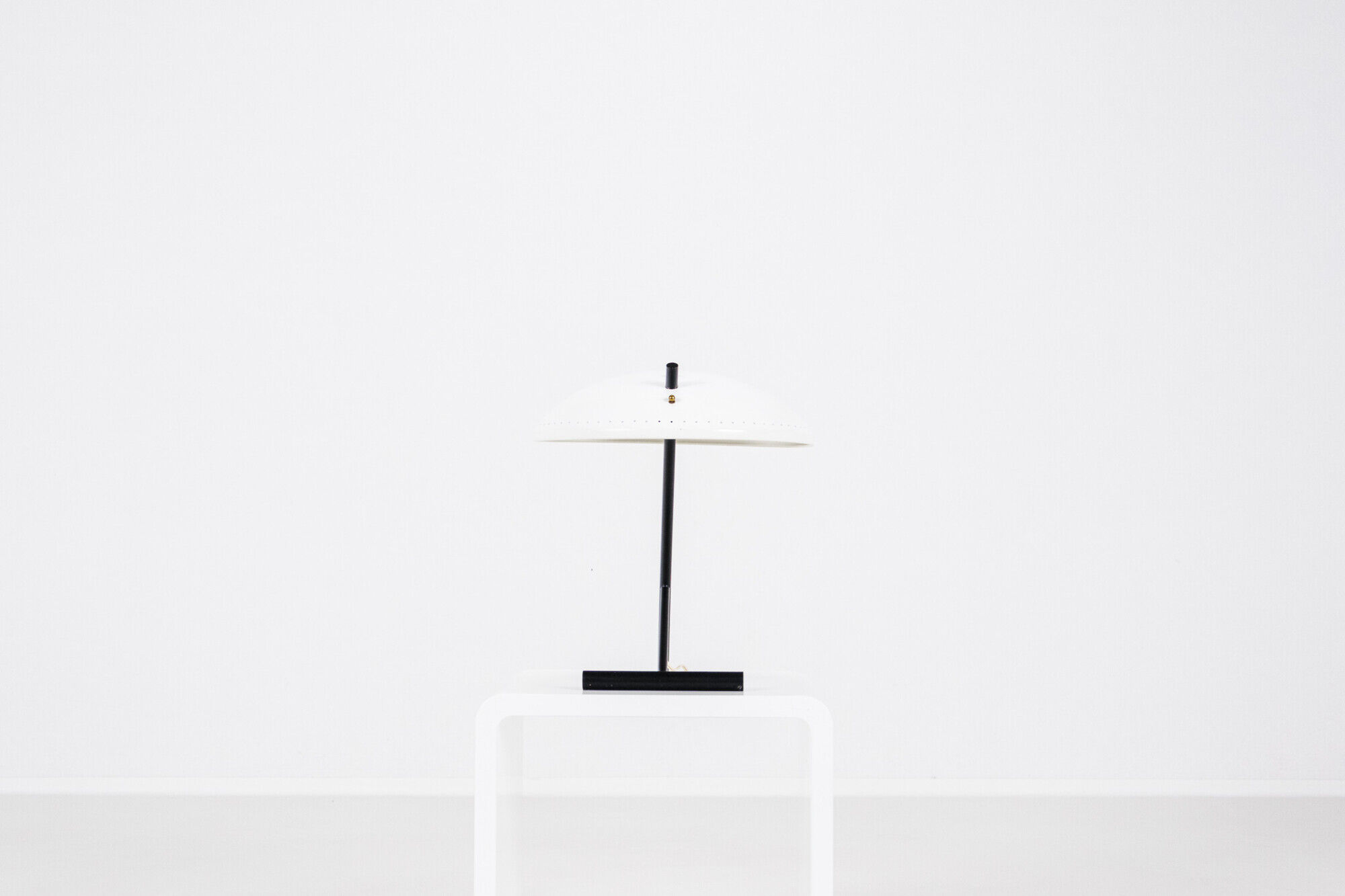 Lampe de bureau Blanc Negro Evoluon par Louis Kalff pour Philips, années 1950.