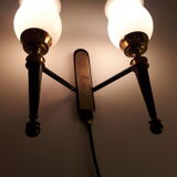 Double opaline and bronze wall lam